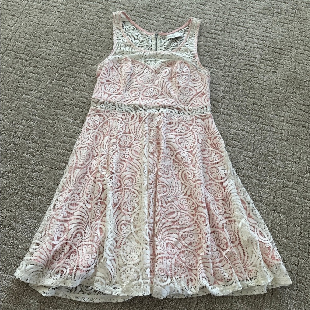 Elegant Lace Dress in Pink and White